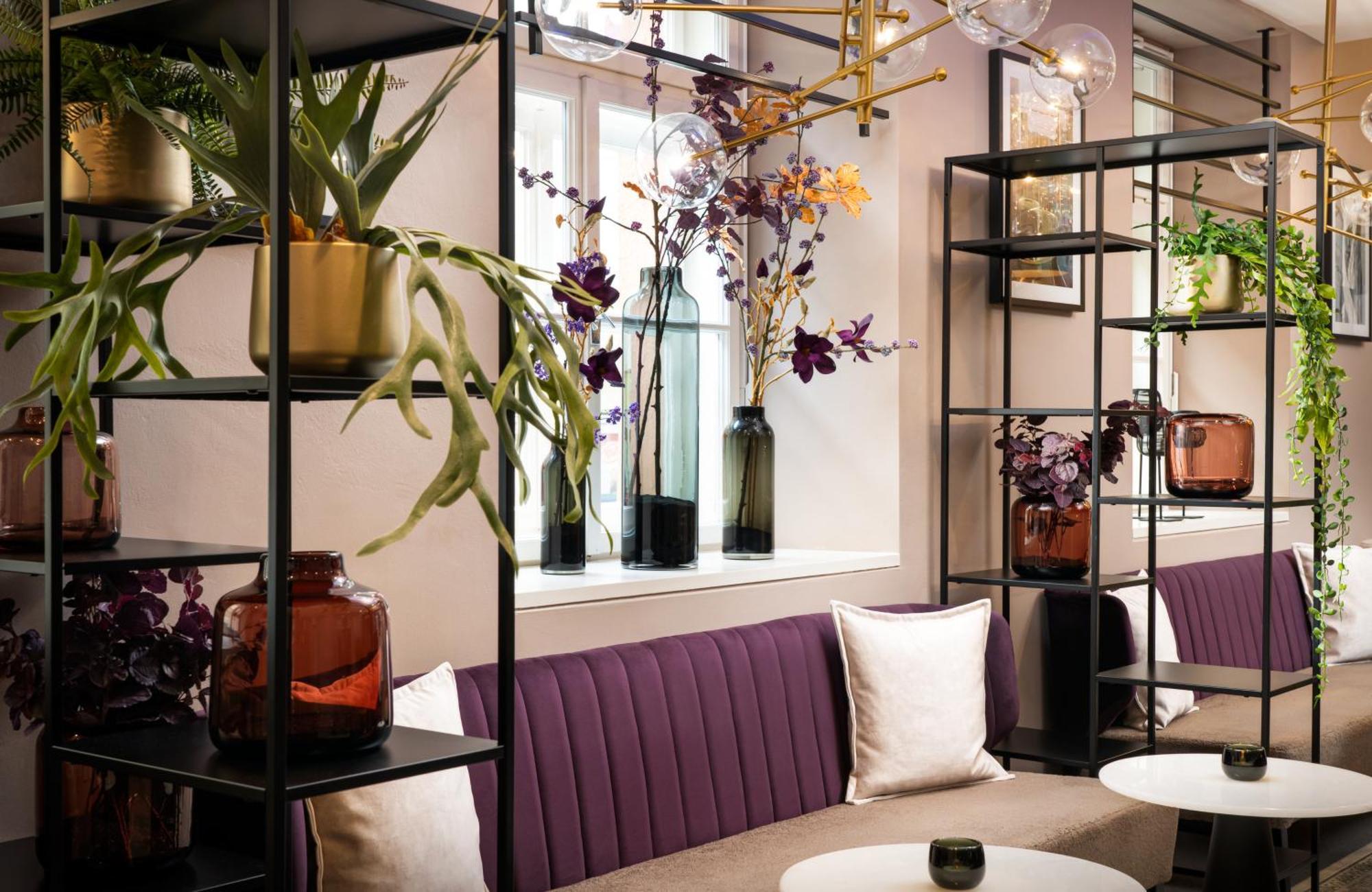 Hotel Leonardo Boutique Center