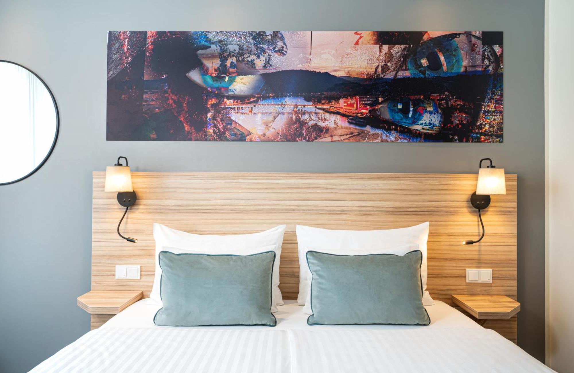 Leonardo Boutique Center Hotel 4*