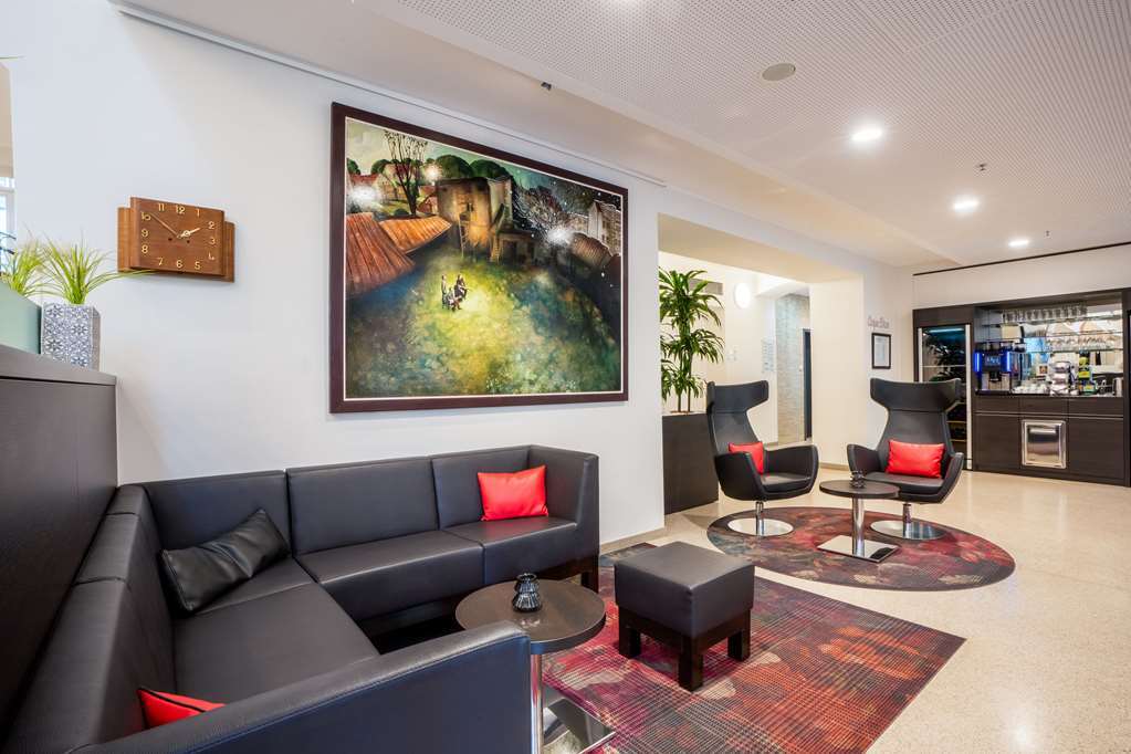 Leonardo Boutique Center Hotel